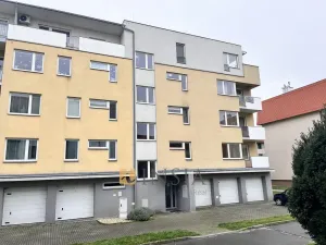 Pronájem bytu 2+kk, Kroměříž, Zborovská, 65 m2
