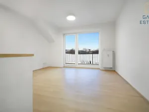 Pronájem bytu 1+kk, Holubice, 29 m2