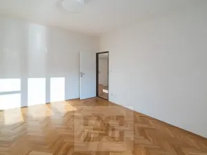 Pronájem bytu 2+1, Praha - Libeň, 57 m2