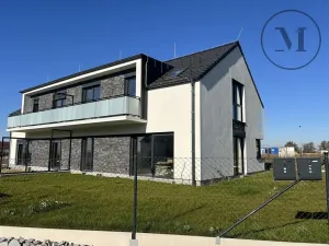 Prodej rodinného domu, Vráto, Na Pěšině, 142 m2