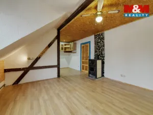Prodej bytu 2+1, Aš, Studentská, 92 m2