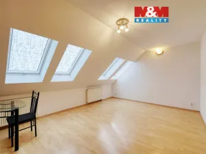 Prodej bytu 3+1, Plzeň - Východní Předměstí, Plzenecká, 80 m2