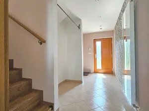 Prodej rodinného domu, Praha - Pitkovice, Chorošová, 163 m2