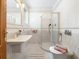 Prodej rodinného domu, Praha - Újezd nad Lesy, Ctiněveská, 420 m2