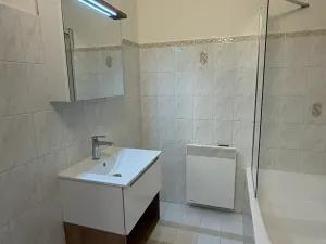 Pronájem bytu 1+kk, Praha - Vinohrady, Hradecká, 26 m2