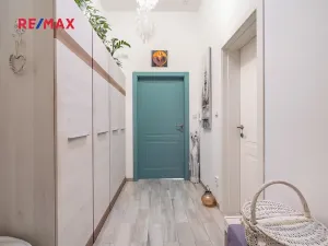 Prodej bytu 1+kk, Tuchoměřice, Ke Kovárně, 53 m2