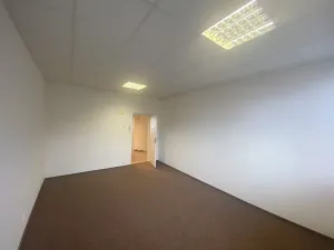 Pronájem komerční nemovitosti, Praha - Zličín, Strojírenská, 500 m2