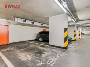 Pronájem bytu 2+kk, Praha - Vysočany, Podkovářská, 54 m2