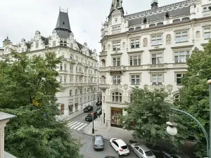 Pronájem bytu 4+1, Praha - Staré Město, Pařížská, 151 m2