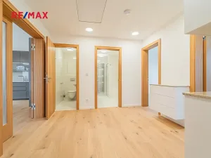 Pronájem bytu 3+kk, Praha - Kunratice, Děbolínská, 92 m2