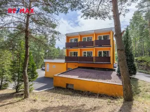 Prodej ubytování, Doksy, Pod Borným, 1700 m2