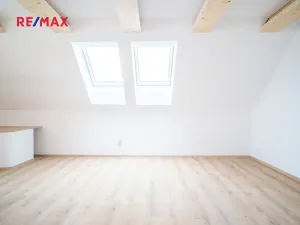 Prodej bytu 4+1, Černilov, 130 m2