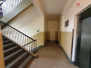 Pronájem kanceláře, Praha - Smíchov, Radlická, 46 m2