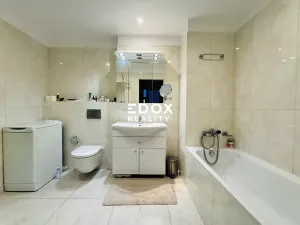 Prodej bytu 1+kk, Praha - Modřany, Pacholíkova, 61 m2