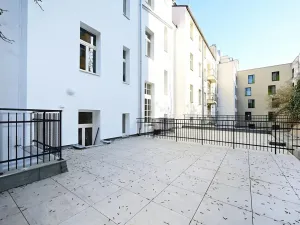 Pronájem bytu 1+kk, Praha - Smíchov, Radlická, 15 m2