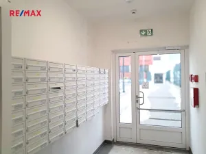 Pronájem - jiné, Praha - Hlubočepy, Fabiánové, 63 m2