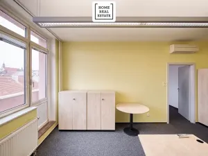 Pronájem kanceláře, Kolín, Rubešova, 634 m2