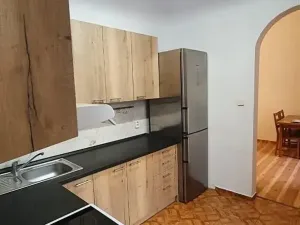 Prodej bytu 3+1, Praha - Malá Strana, Petřínská, 75 m2