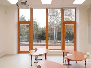 Pronájem kanceláře, Praha - Podolí, Podolská, 500 m2