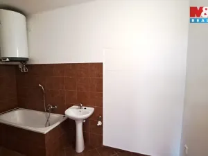 Pronájem bytu 3+kk, Hronov - Zbečník, 97 m2