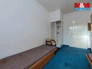 Prodej rodinného domu, Bečov nad Teplou, Nádražní, 298 m2