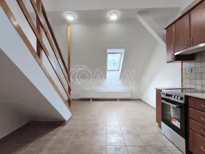 Pronájem bytu 2+1, Praha - Michle, Hanusova, 69 m2