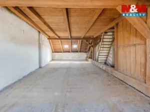 Prodej obchodního prostoru, Česká Kamenice, Lipová, 1225 m2