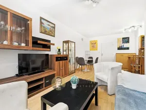 Prodej bytu 2+kk, Praha - Troja, Hnězdenská, 46 m2