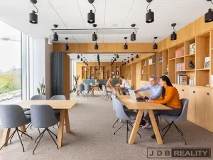 Pronájem kanceláře, Praha - Nusle, Pujmanové, 239 m2