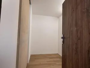 Pronájem bytu 2+kk, Praha - Krč, Tavolníková, 52 m2