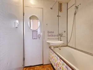 Pronájem bytu 2+1, Jindřichův Hradec, sídliště Vajgar, 62 m2