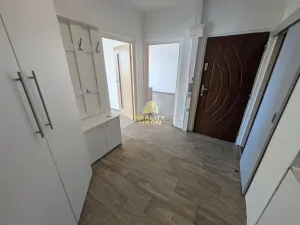 Pronájem bytu 2+1, Chomutov, Zahradní, 60 m2