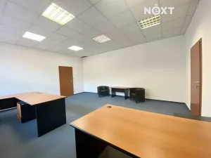 Pronájem kanceláře, Praha - Nové Město, Na Moráni, 67 m2