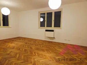 Pronájem bytu 2+1, Praha - Žižkov, Ambrožova, 82 m2