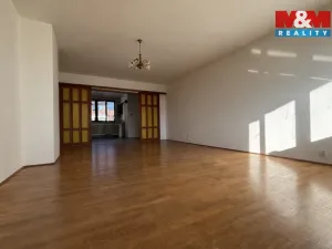 Pronájem bytu 2+1, České Budějovice - České Budějovice 6, Palmová, 70 m2