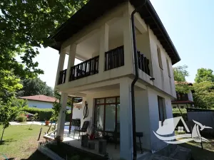 Prodej rodinného domu, Pomorie, Bulharsko, 146 m2