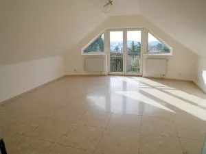 Prodej bytu 3+1, Dolní Břežany, Dělnická, 134 m2