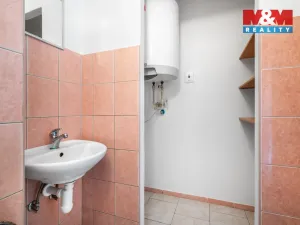 Prodej bytu 3+1, Srby, 72 m2