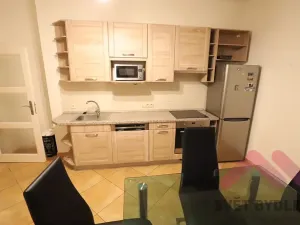 Pronájem bytu 3+kk, Praha - Michle, Na dědinách, 77 m2