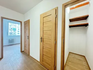 Pronájem bytu 1+1, Pardubice - Polabiny, Lonkova, 44 m2