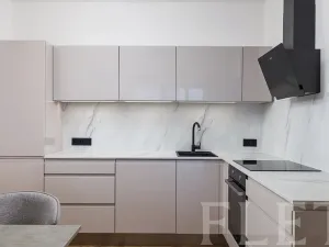 Pronájem bytu 2+kk, Praha - Radlice, Na Farkáně I, 52 m2