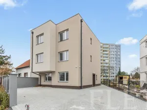 Pronájem bytu 1+kk, Praha - Hloubětín, Kukelská, 20 m2
