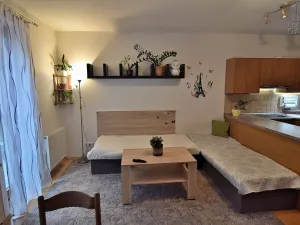 Prodej bytu 2+kk, Řevnice, Komenského, 55 m2