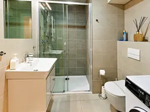 Prodej bytu 1+kk, Praha - Smíchov, Plzeňská, 28 m2