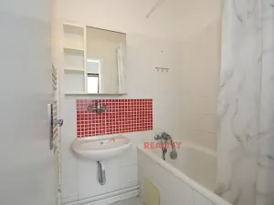 Pronájem bytu 2+1, Znojmo, Gagarinova, 60 m2