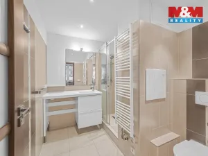 Prodej bytu 2+kk, Praha - Krč, Hurbanova, 39 m2