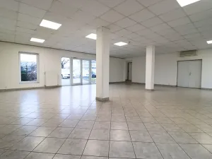 Pronájem obchodního prostoru, Modřice, Brněnská, 158 m2