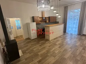 Pronájem bytu 3+kk, Liberec, U Věže, 68 m2