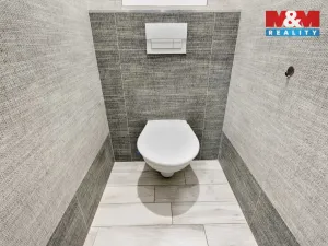 Prodej bytu 3+1, Jindřichův Hradec - Jindřichův Hradec V, Kosmonautů, 64 m2