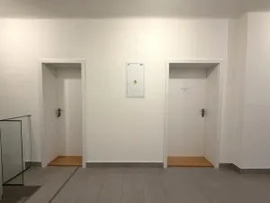 Pronájem kanceláře, Brno - Židenice, Kosmákova, 12 m2